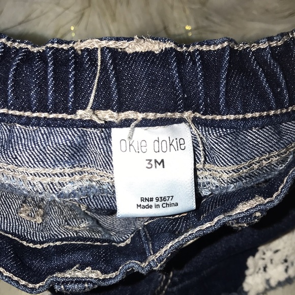 Okie Dokie lace accent jean shorts | size 3 M - Picture 4 of 6